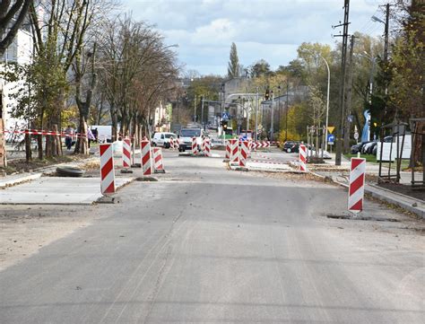 Galeria Nowe rondo usprawni przejazd ZDJĘCIA ePiotrkow pl