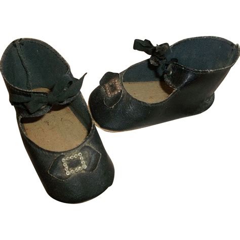 Great Pair Of Early Vintage Doll Shoes From Joysofyesterday On Ruby Lane