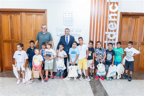 El Cabildo De Lanzarote Recibe A Los Menores Saharauis Del Programa