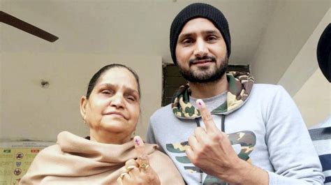 Cricketer Harbhajan Singh Casts Vote At A Polling Booth In Jalandhar