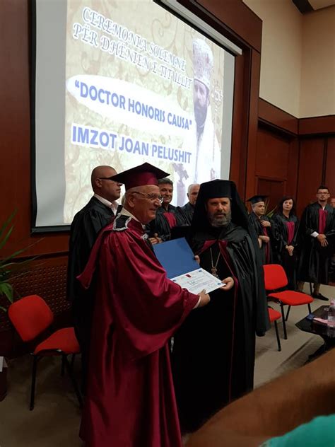 Hirësia e Tij imzot Joani u nderua me titullin Doctor Honoris Causa