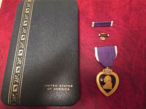 Vintage Vietnam War Era Purple Heart Medal With Case - Etsy