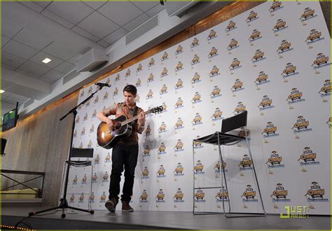 Nick Jonas Chewy Superstar Concert Photo 420896 Photo Gallery