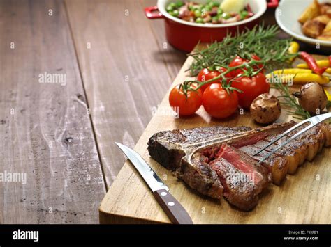 T Bone Steak Porterhouse Steak Bistecca Alla Fiorentina Stock Photo Alamy