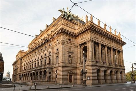 solve px narodnidivadlopraha jigsaw puzzle