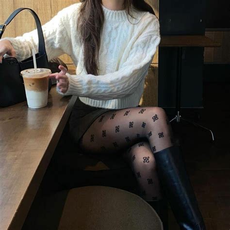 10 Hot Sexy Zarayna Ferguson Bikini Pics