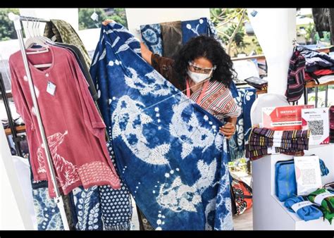 Gerakan Nasional Bangga Buatan Indonesia Antara Foto