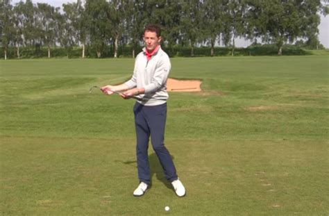 The EASIEST swing in golf for senior players | GolfMagic