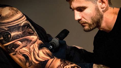 Tatuaje Realista En Un Brazo Completo En D As Sin Da Ar La Piel