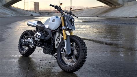 Bmw R Ninet Chocolate Slider Is A Breathtaking Custom Scrambler With A Peculiar Name Autoevolution