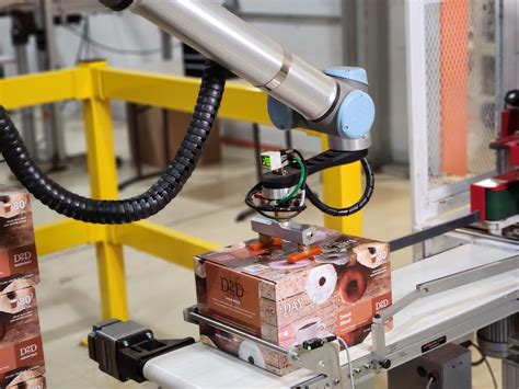 Easy To Use Cobot Palletizers Keeps The Coffee Flowing