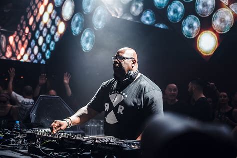 Carl Cox Esta Listo Para La Caridad Dj Mag México