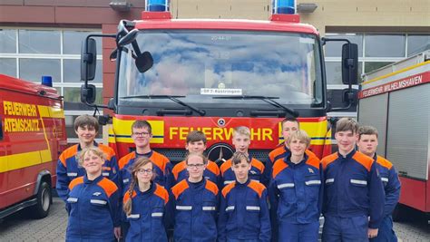 Leistungsspange Gemeistert Feuerwehrnachwuchs Aus Wilhelmshaven Erh Lt