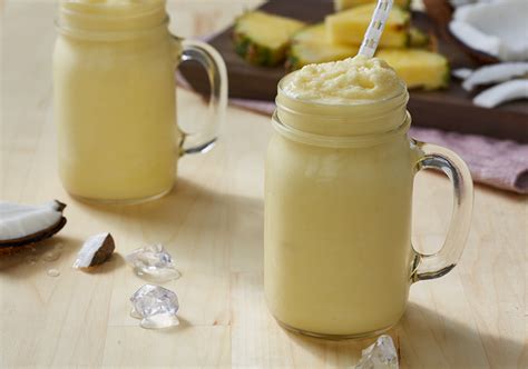 Pineapple Coconut Smoothie | Celebrateyourplate