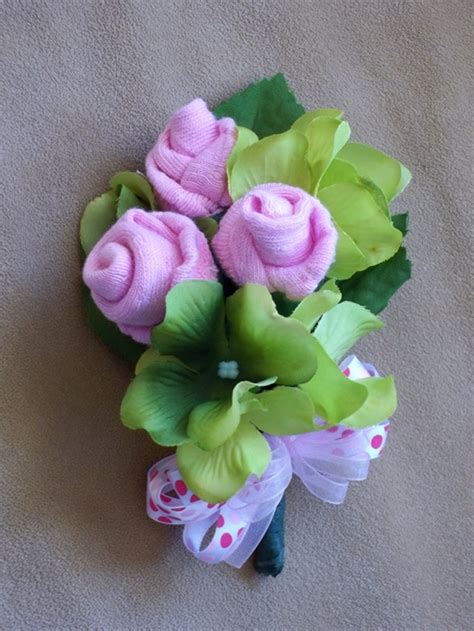 Wonderful Diy Baby Sock Rose Bouquet