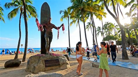 HAWAII PEOPLE Walking Tour Of The Waikiki Beachwalk Hawaii