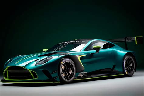 New Aston Martin Vantage Gets A Sexy GT3 Racing Twin | CarBuzz