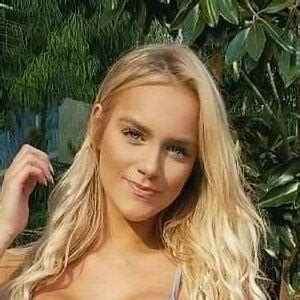 Alex Ann Lavigne Pelletier Alex Ann Alexannllp Alexannlp Leaked Nude Photo From OnlyFans