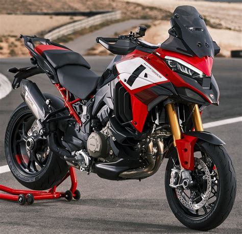 Ducati Multistrada V4 1160 Pikes Peak 2023 Fiche Moto