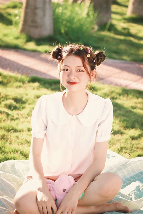 VIP NÀNG HOT GIRL XINH ĐẸP GÂY NÁO LOẠN CỘNG ĐỒNG AU BẰNG LOẠT THÀNH TÍCH KHỦNG