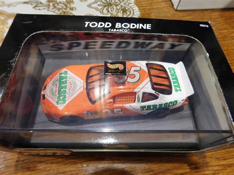 Pontiac Grand Prix Nascar Hot Wheels Аукцион масштабных и сборных моделей