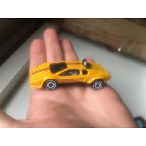 Hot Wheels Lamborghini Countach Amarela Exclusivo De Pack Shopee Brasil