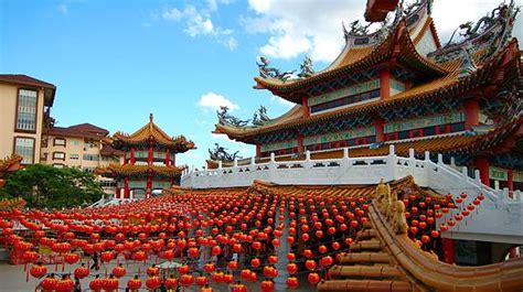 Thean Hou Temple - Largest Chinese Temple in South East Asia