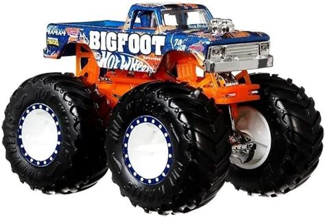Hot Wheels HW Monster Trucks Bigfoot Crash Legends Escala Yaxa Costa Rica