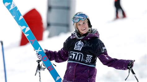 Freestyle skier Sarah Burke dies following halfpipe accident – Family ...