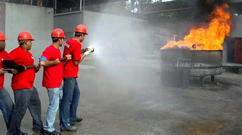 Treinamento De Brigada De Emergencia Burti Outdoor Youtube