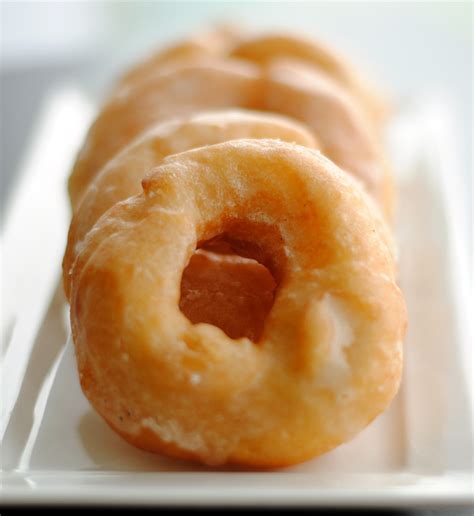 Leanne Bakes Glazed Doughnuts