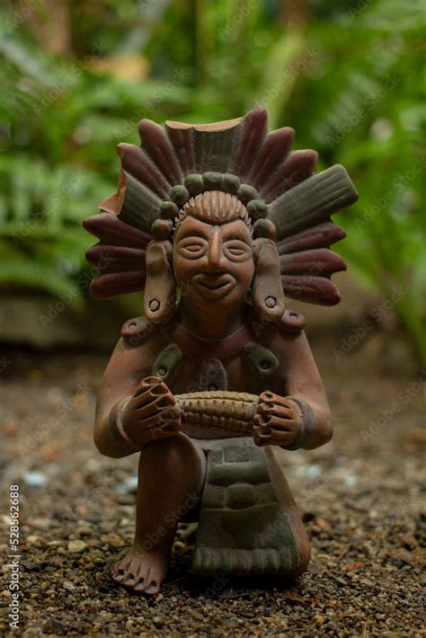 Figura Prehispanica De Barro Tradicional Mexicana Historia Culturas