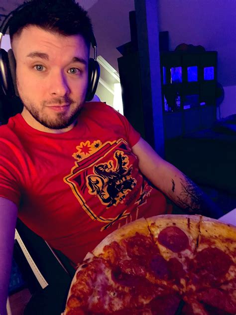 Daemon Targaryen On Twitter Fazit Joa Salami Pizza Halt Schmeckt