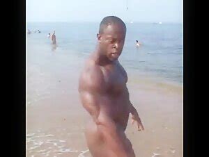 HOT ROD AT THE BEACH MyMusclevideo