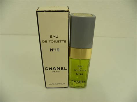 ブランド祭 香水祭 シャネル No19 オードトワレ 100ml Chanel Eau De Toilette Vaporisateur