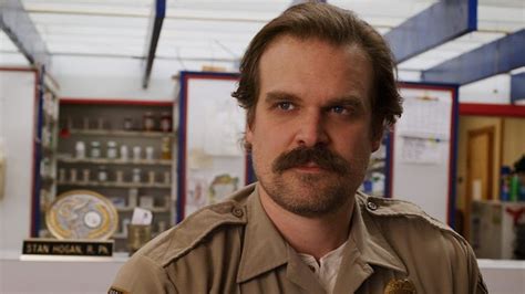 Hopper De Stranger Things Los Creadores Explican Su Final Gq España