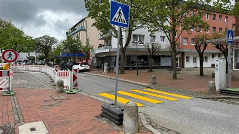 Neue Verkehrsf Hrung Vor Dem Baustart An Der Doppeleiche In Wedel Shz