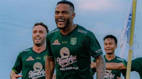 Jelang Derby Suramadu Madura United Vs Persebaya Aji Santoso Turunkan