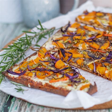 Low Carb Flammkuchen mit Kürbis und Rotkohl Smillas Wohngefühl