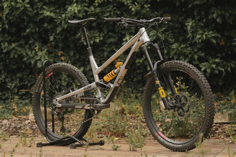 2021 Commencal Clash Ohlins Spec For Sale