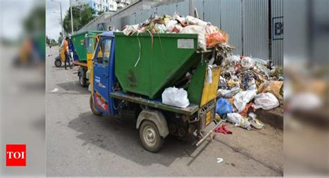 Garbage Piles Up As Vehicles Reduced In New Bmc Contract Mumbai News