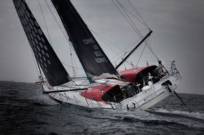 Vendée Globe Eric Bellion et Comme Un Seul Homme se préparent à une