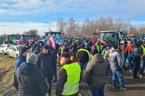 Protest rolników Rozpoczęły się blokady dróg dojazdowych do granic