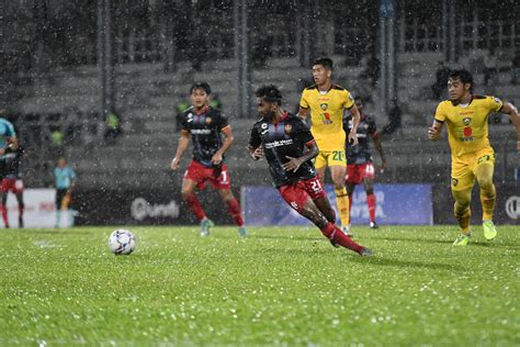 Sarawak United Ikat Penang Fc Tvs