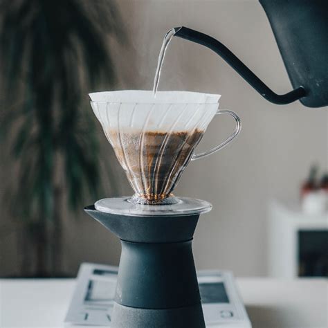 Genuine Hario V60 02 Coffee Dripper Clear Plastic Shopee Malaysia