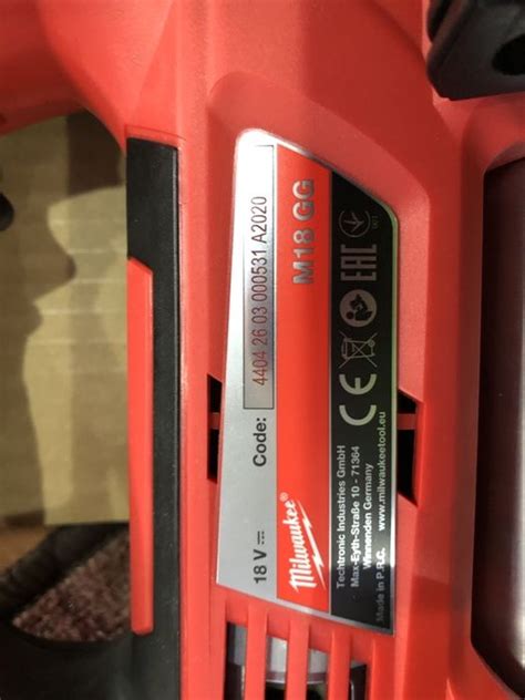 Milwaukee M Gg Pompa De Gresat Compatibila Cu