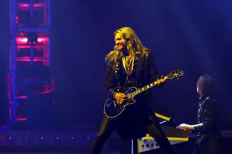 Trans Siberian Orchestra The Ghosts Of Christmas Eve Tour At