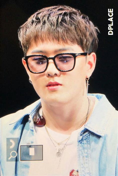 190414 Kim Donghyuk At Ikon Mini Live Osaka 김동혁 Donghyuk 동혁 Dk