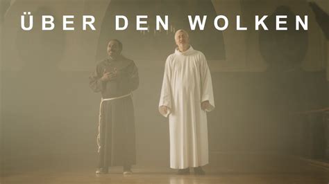 2 Priester singen Über den Wolken Andreas Schätzle und Pater