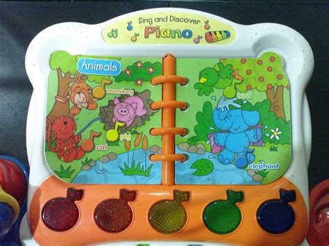 The Pinky Shop: Vtech Sing & Discover Piano